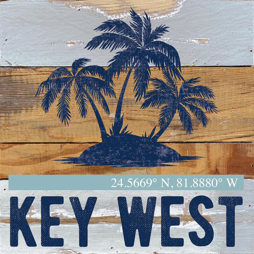 Palm Tree Icon / Reclaimed Wood Wall Decor